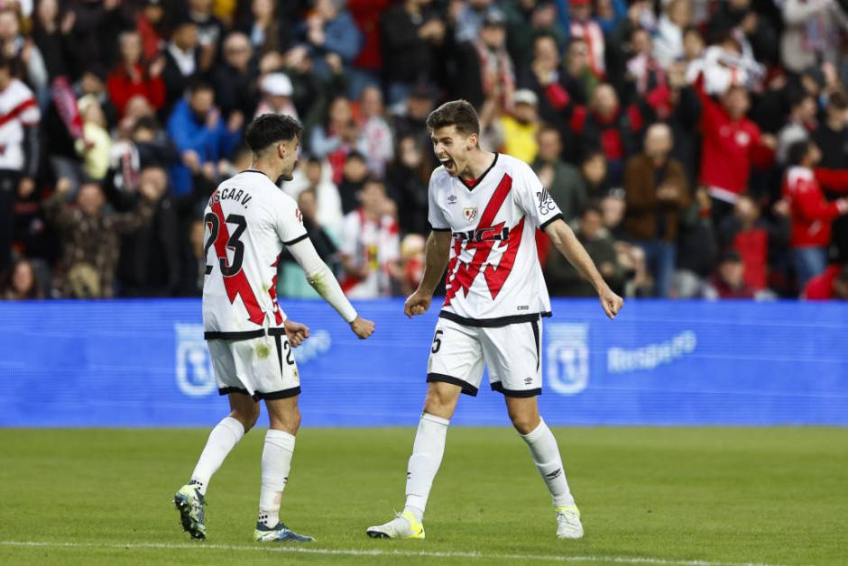 包含集结日国王杯焦点战，纽卡斯尔复出首秀，态度坚定，赛季目标并未改变的词条u8官网网页版