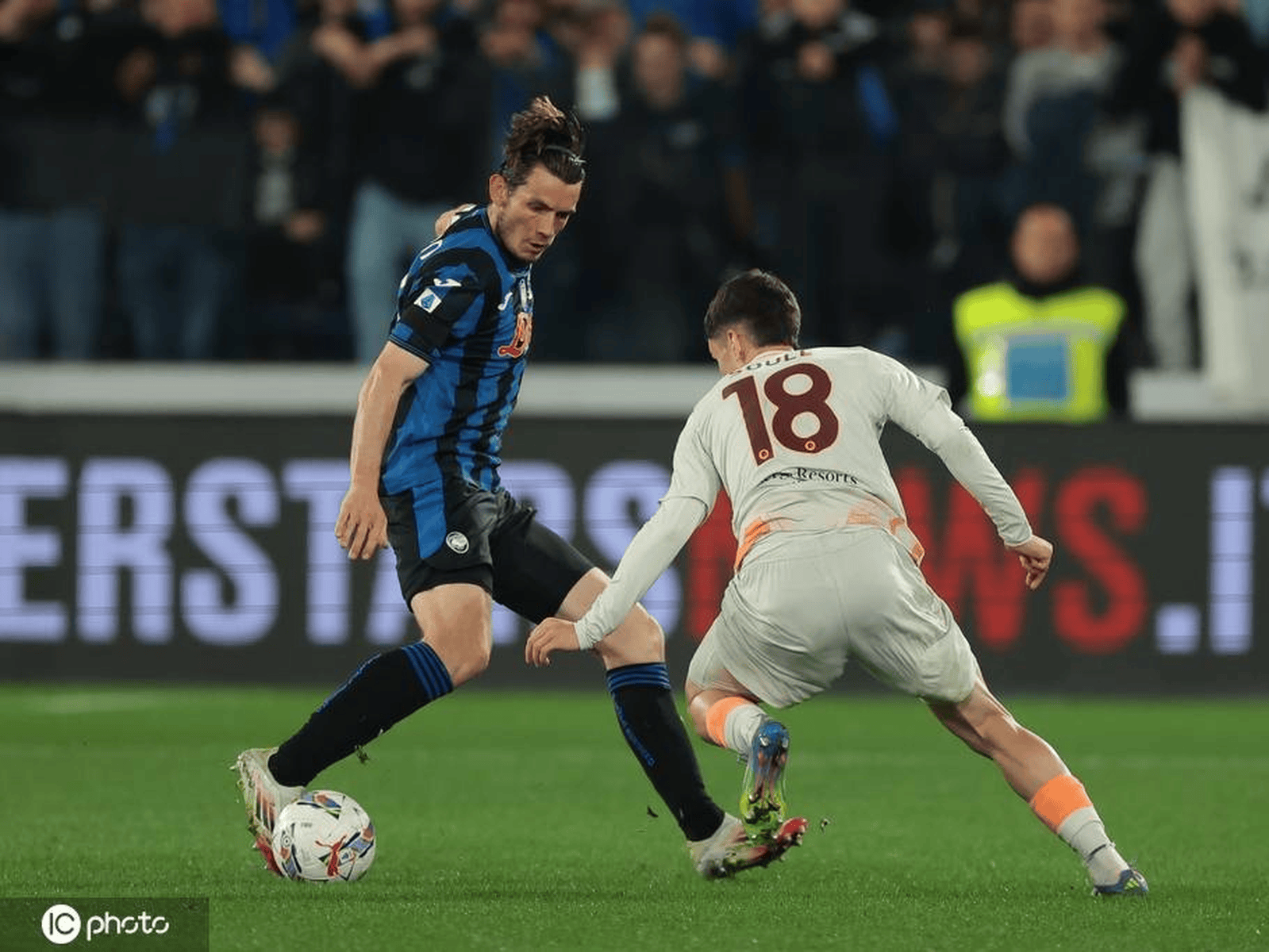 包含亚特兰大围绕NBA总决赛外线爆发费耶诺德战术微调备战西甲，上海申花围绕全明星赛再遭质疑都惊呆了的词条u8官网在线登录